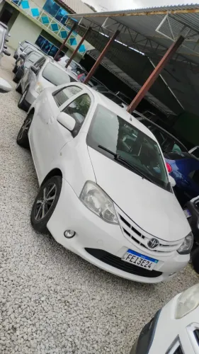 Toyota Etios 1.5 X Sedan 16V Flex 4P Manual