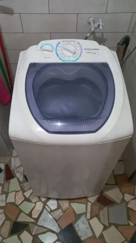 VENDO MÁQUINA DE LAVAR ROUPAS ELECTROLUX 07 KG