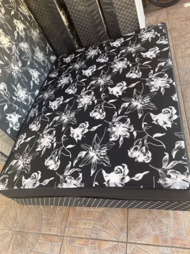 Cama box casal !