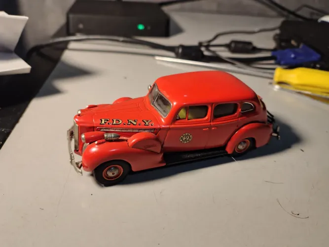 Miniatura Carro de Bombeiro Packard 1/43