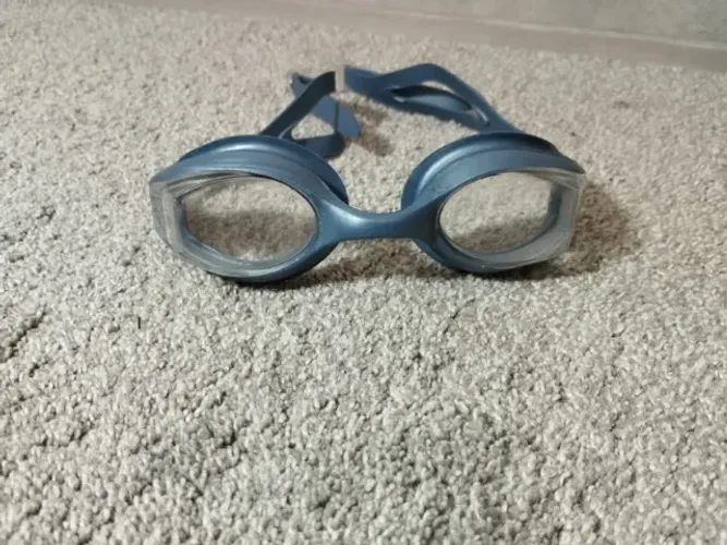Óculos de natação (Speedo)