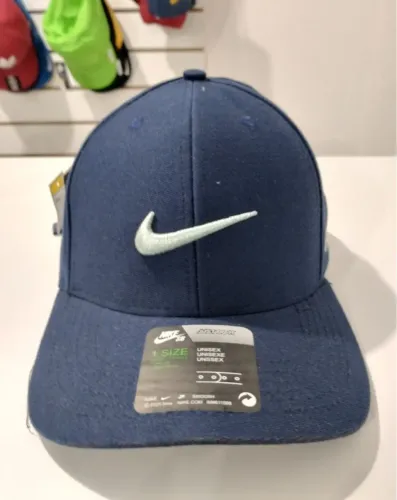 Boné Nike SB Azul Marinho Unissex