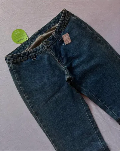 Jeans flare Y2K cintura baixa estonado