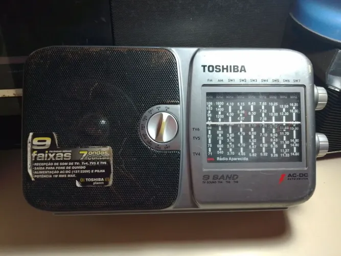 Rádio Toshiba 9 faixas