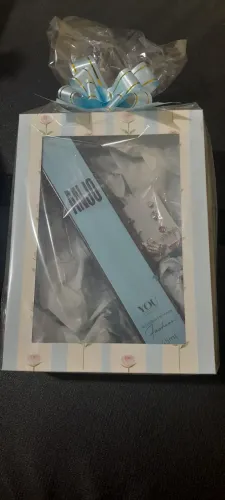Super promoção perfume feminino 45ml, + brinco + caixa de presente 38$