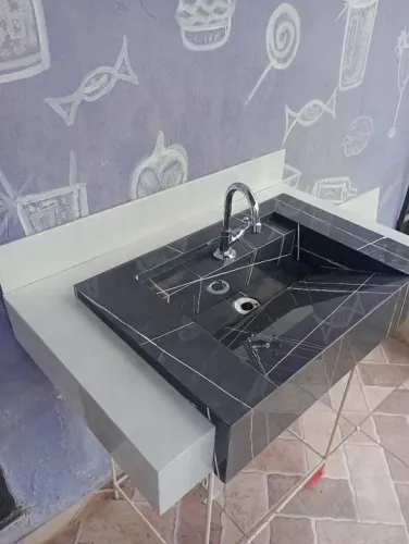 Pias escupida porcelanato
