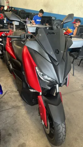 Nmax 250 muito nova