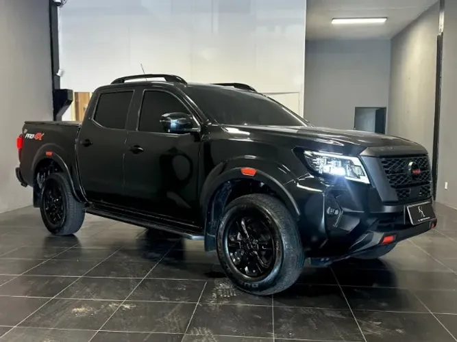 Nissan Frontier Pro4x CD 4X4 2.3 Bi-TB Die. AUT 2023