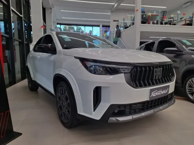 Fiat Fastback Impetus 200 T. AUT (hibrído) 2026