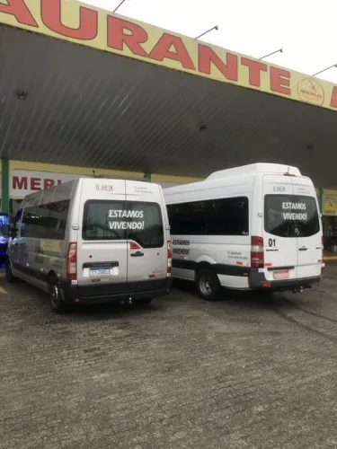 Locação de van para viagem 