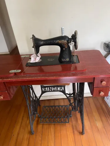 Máquina de costura Singer