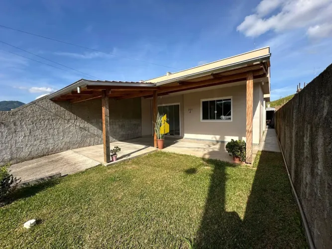 Ótima Oportunidade! Casa à Venda em Rio Dos Cedros
