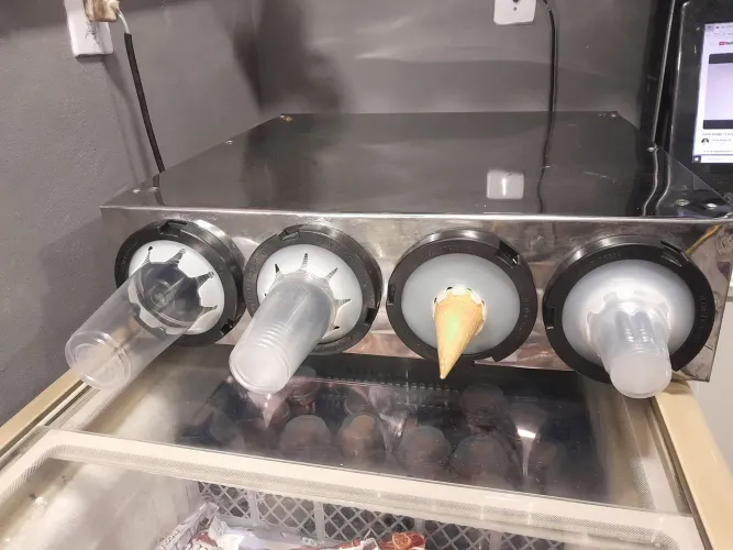 Dispenser de copo e cone para sorvete