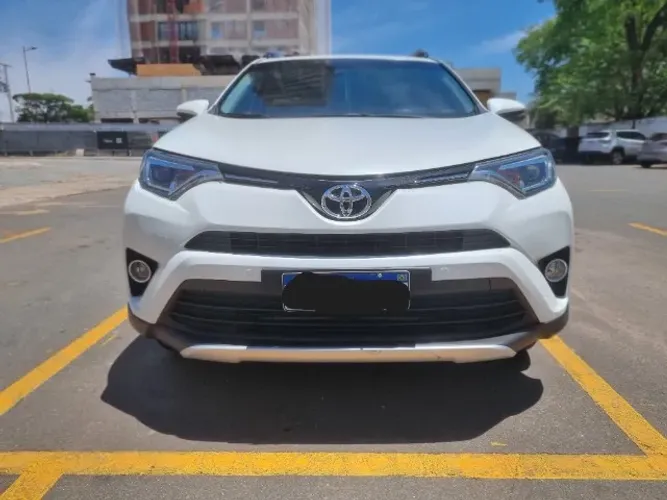 Toyota RAV4 2.0 Top 4X2 16V Aut. 2018
