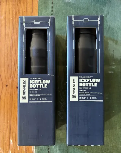Garrafa térmica Stanley Aerolight?Flip Straw