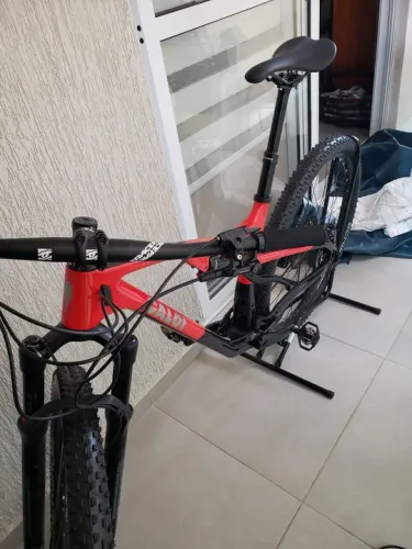 Caloi Elite Carbon FS (M) SEMINOVA (aceito iPhone)