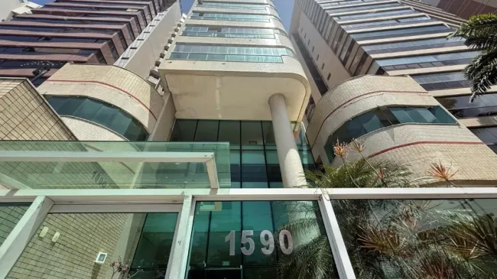 APARTAMENTO MOBILIADO BEIRA MAR