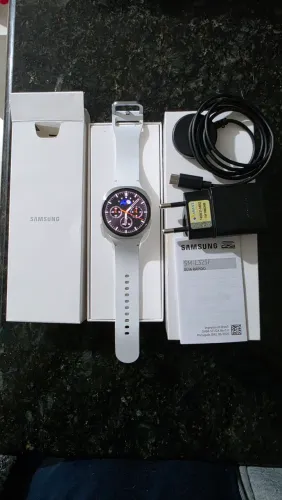 Samsung Galaxy Watch8 40mm  NOVO / IMPECÁVEL