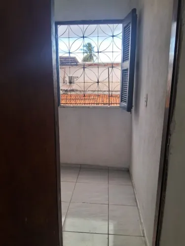 aluga-se casa