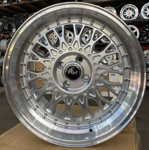 rodas aro 17 HPW Furação 4x100 Tala 8.5