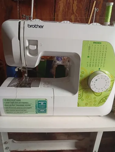 Máquina de Costura Brothers 