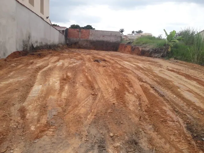 Terreno no Bairro Parque das Garças- Roma