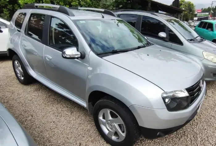 Renault Duster Dynamique 2.0 Hi-flex 16V Aut. 2014