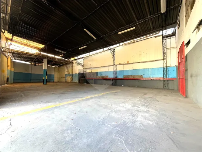 Salão Comercial à venda em Barra funda - SP
