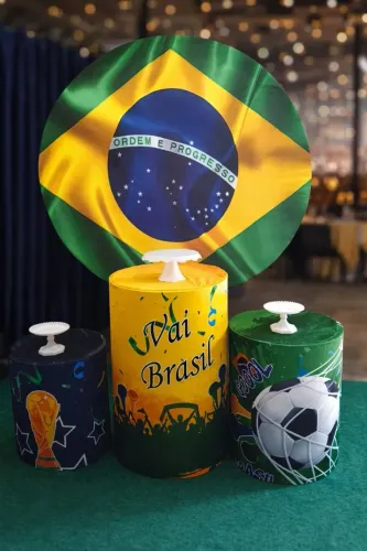 Decoração pegue e monte tema seleção brasileira 
