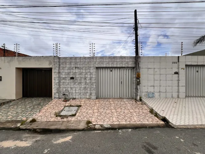 VERAS VENDE CASA PLANA 3 QUARTOS NO CASTELÃO (BOA VISTA) - FORTALEZA-CE