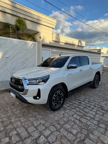 Toyota Hilux CD SRX 4X4 2.8 TDI 16V Diesel Aut. 2022