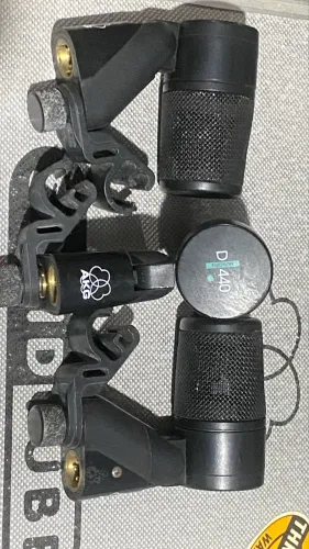 AKG - D440 - Microfone de Bateria