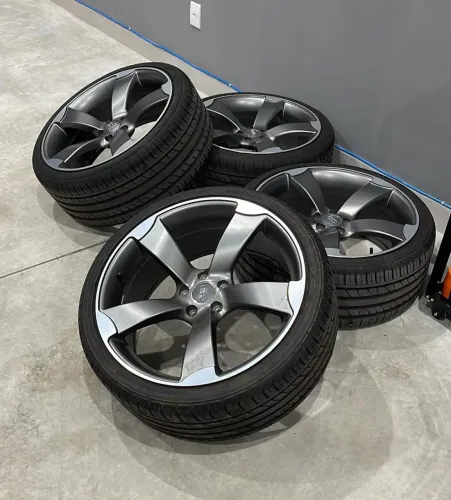 Jogo de rodas aro 20 Audi 