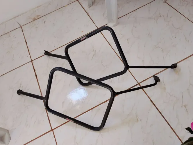 Afastador de alforges 
