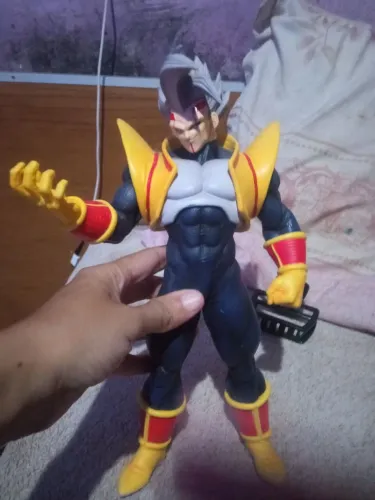 Boneco do dragon ball z de 30 cm