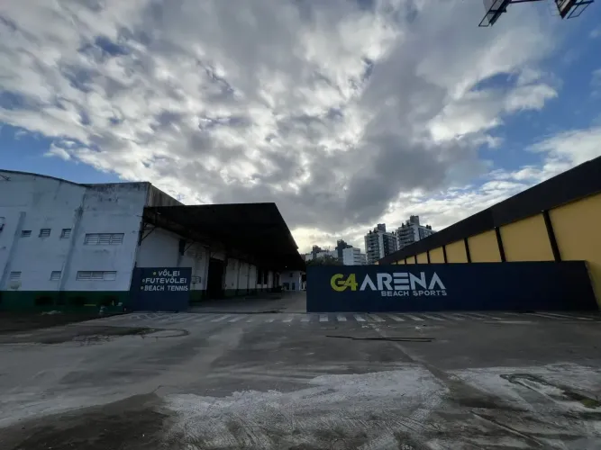 Locação de GALPÃO 2.500 m² + Escritório 900 m² - Roçado, São José/SC