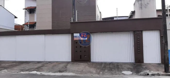 Casa superior nascente com 60m² - 2 quartos - Vila União