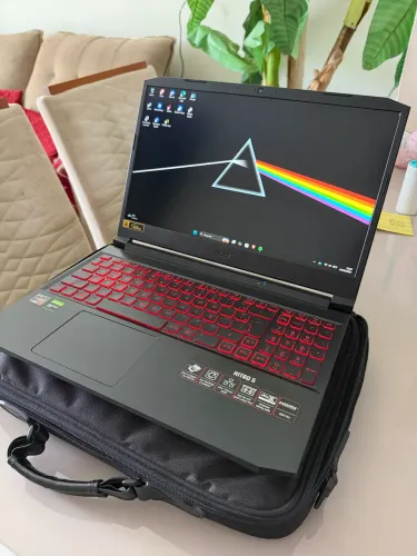 Acer Nitro 5 Ryzen 7 5800H GTX 1650 4GB | 144Hz | SSD 480GB | 8GB RAM | Caixa