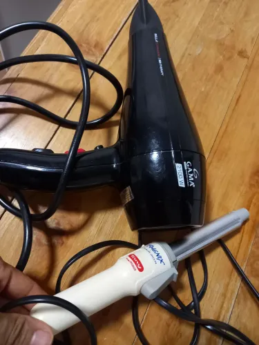 Vendo o kit de Secador e babyliss