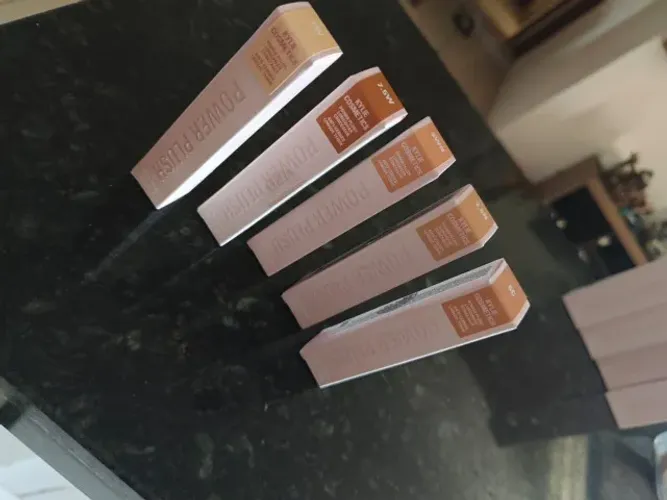 Corretivo Kylie Cosmetics Power Plush Original Lacrado - Tons 1W, 3.5N, 5WN, 6C e 7.5W