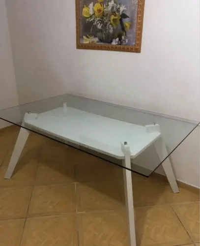 Vendo mesa de vidro 6 lugares