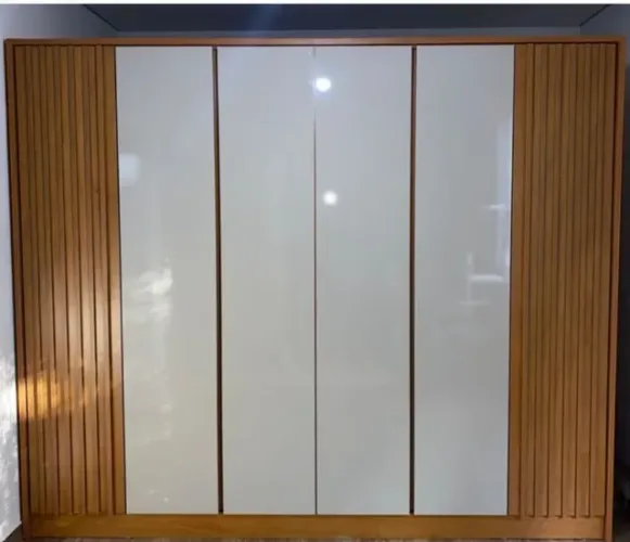 Guarda Roupas Casal 2,75cm Largura (Produto Novo)