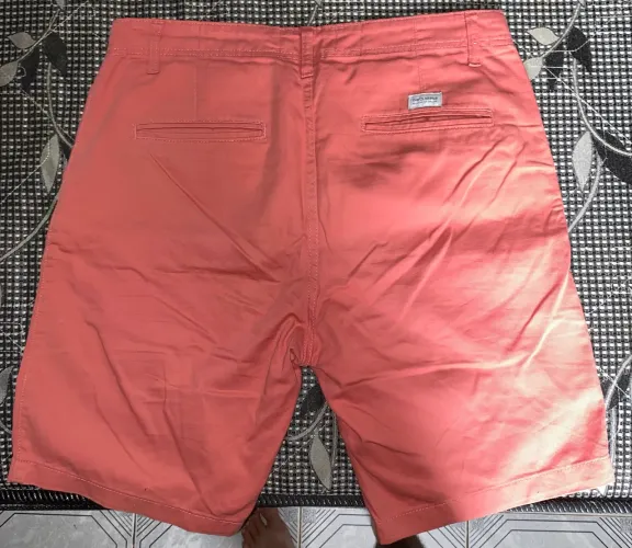 Roupas masculinas e femininas, acesse o perfil