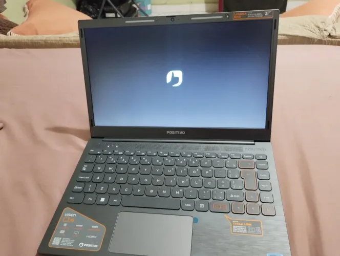Notebook positivo C14