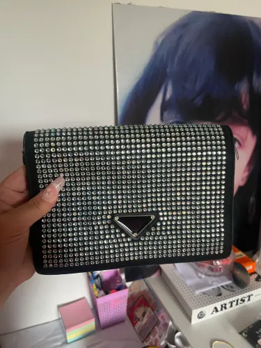 Bolsa de Brilhantes Nunca Usada