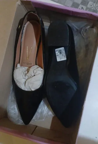 Sapato Scarpin Vizzano Verniz Preto (Salto Bloco) - Tamanho 36 ?