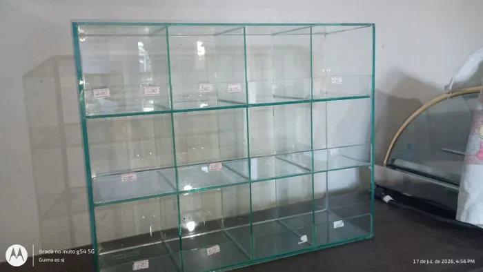 Vendo baleiro de vidro