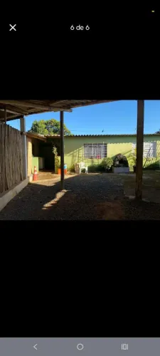 Ótima oportunidade...Casa com área de lazer e churrasqueira 