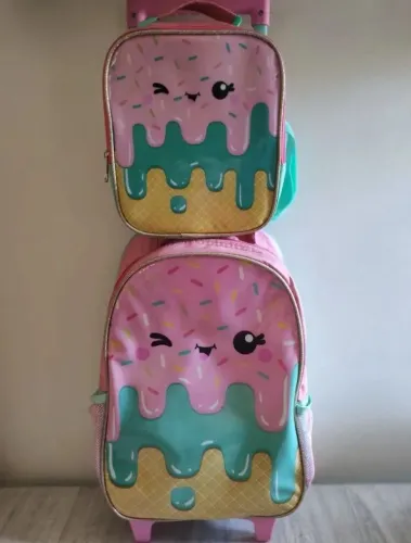 Mochila e lancheira