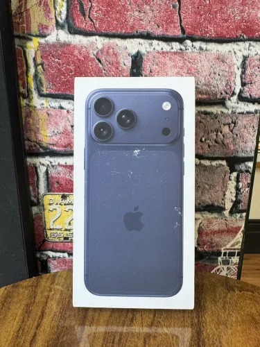 iPhone pro Max 17 novo na caixa 1 ano garantia 